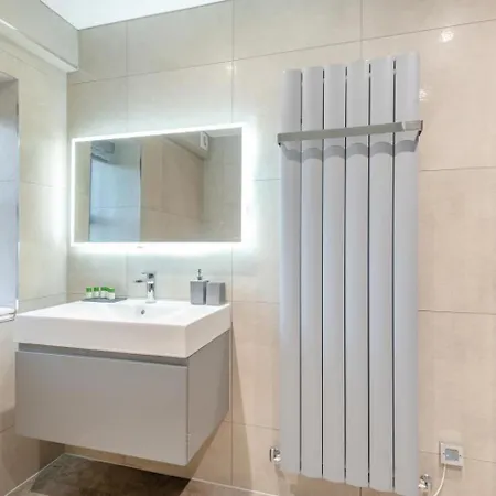 3 Bed In Oc-p34636 Holiday home